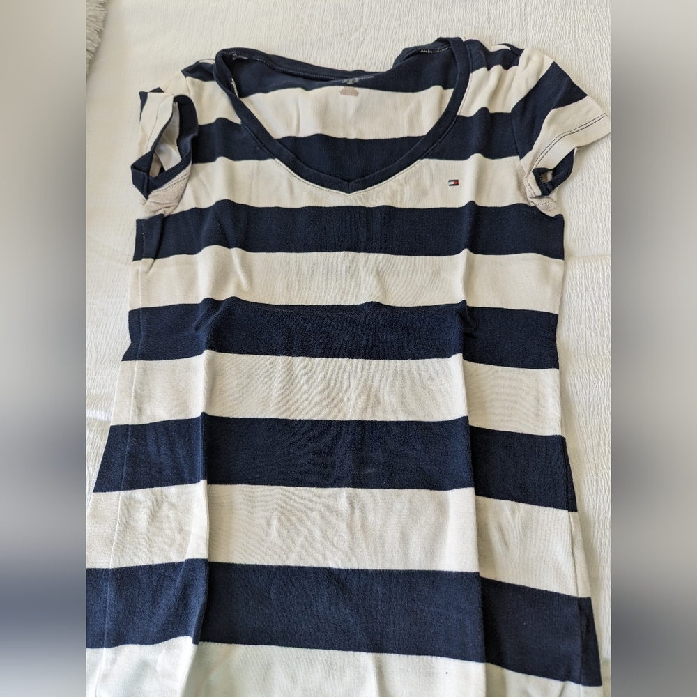 Tommy Hilfiger size small navy striped v-neck